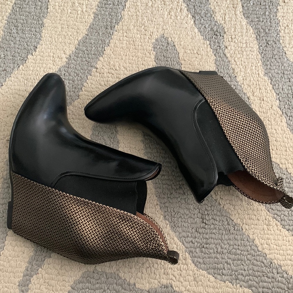 Booties gorgeous unique